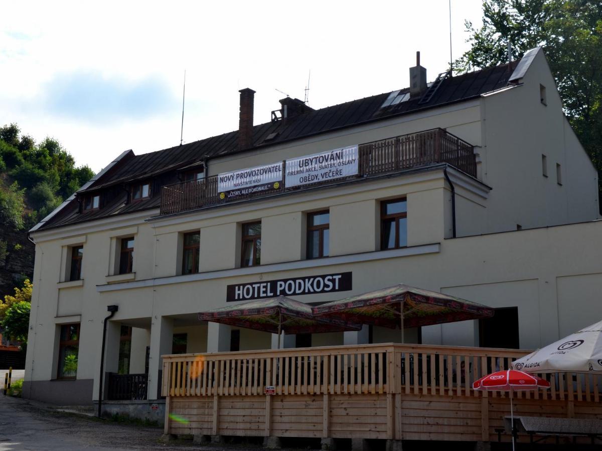 Hotel Podkost Libošovice Esterno foto