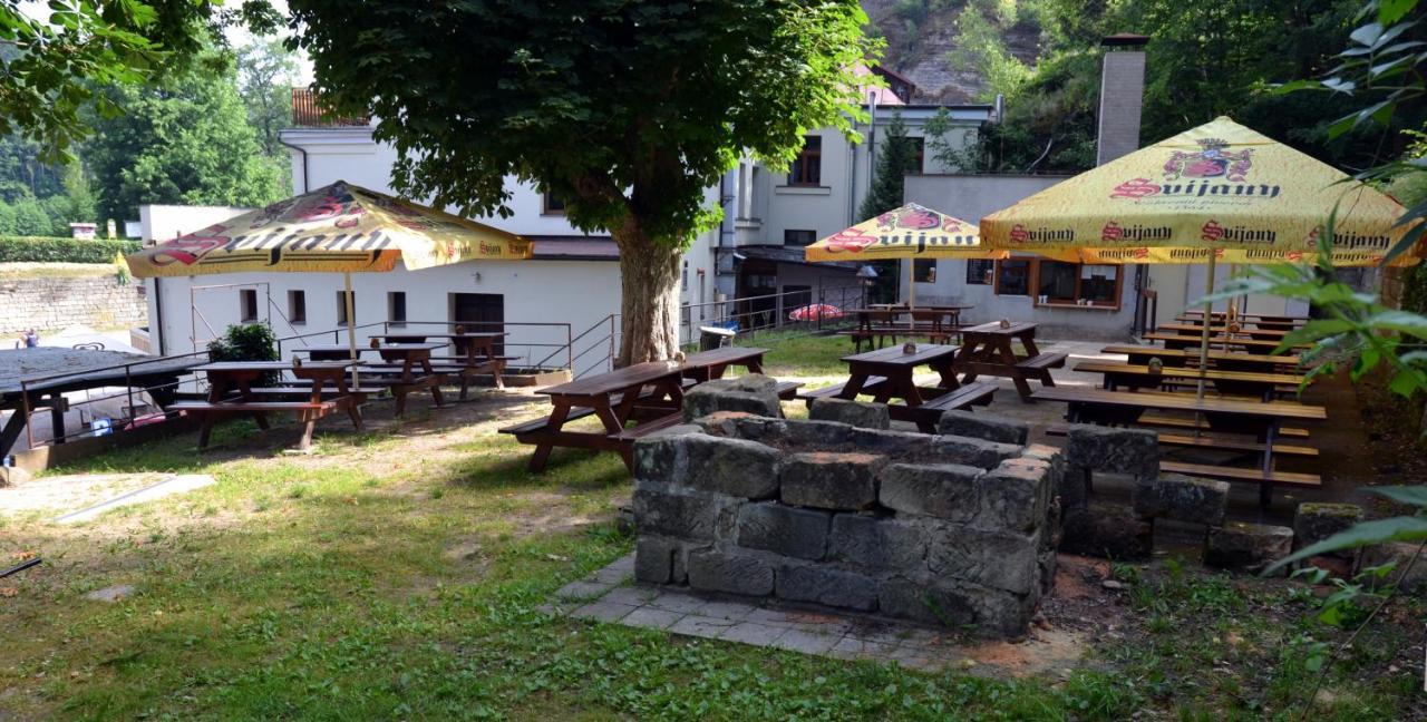 Hotel Podkost Libošovice Esterno foto