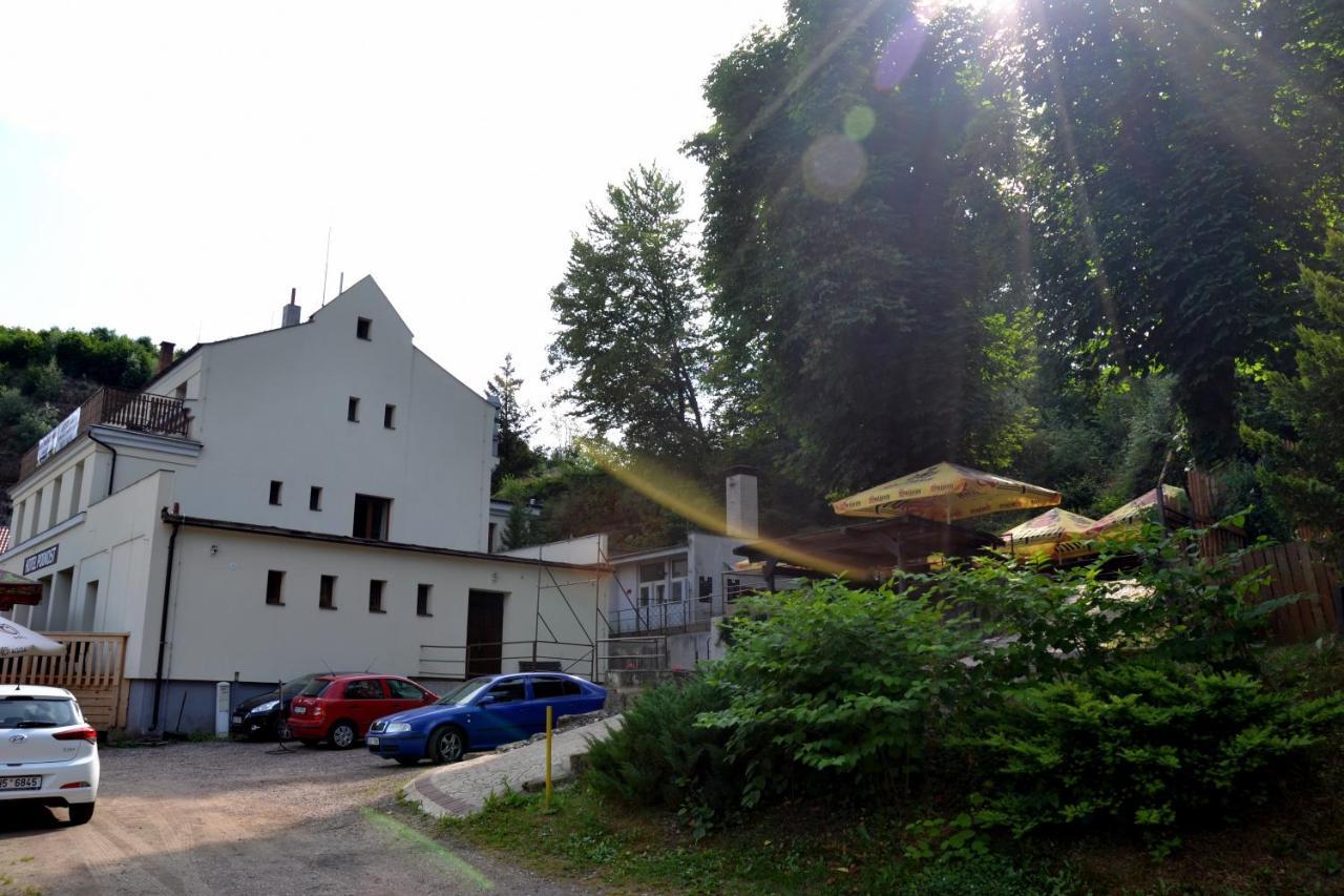 Hotel Podkost Libošovice Esterno foto
