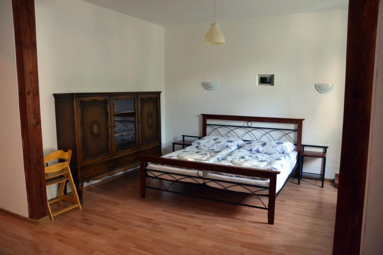Hotel Podkost Libošovice Esterno foto