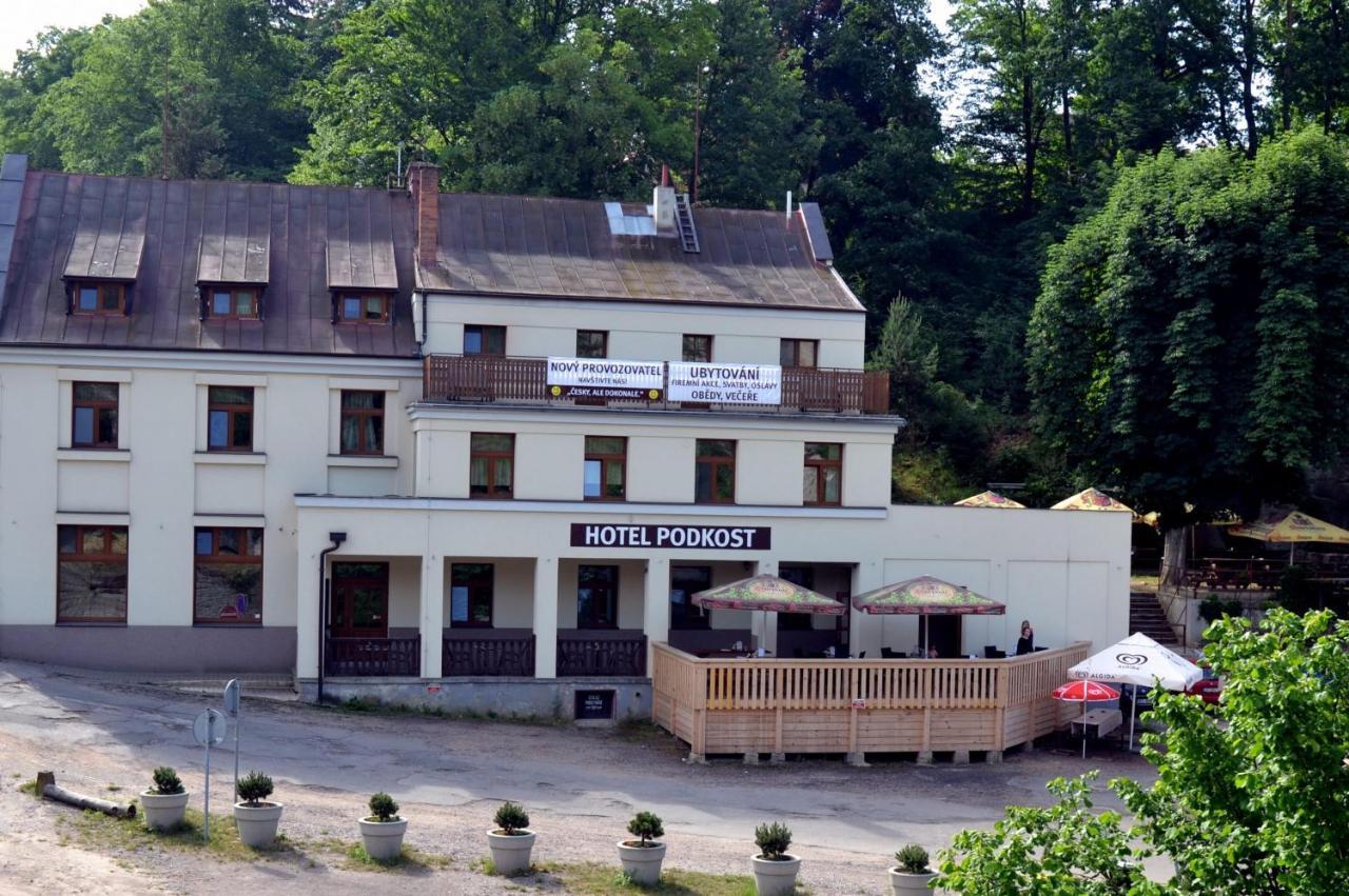 Hotel Podkost Libošovice Esterno foto