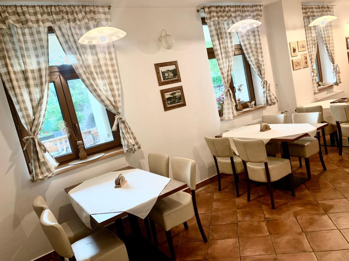 Hotel Podkost Libošovice Esterno foto