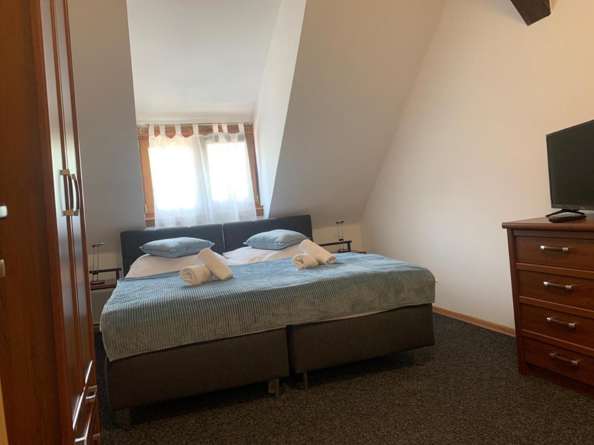 Hotel Podkost Libošovice Esterno foto