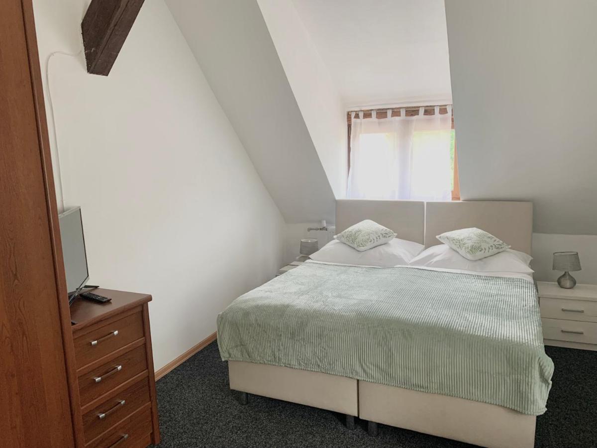 Hotel Podkost Libošovice Esterno foto